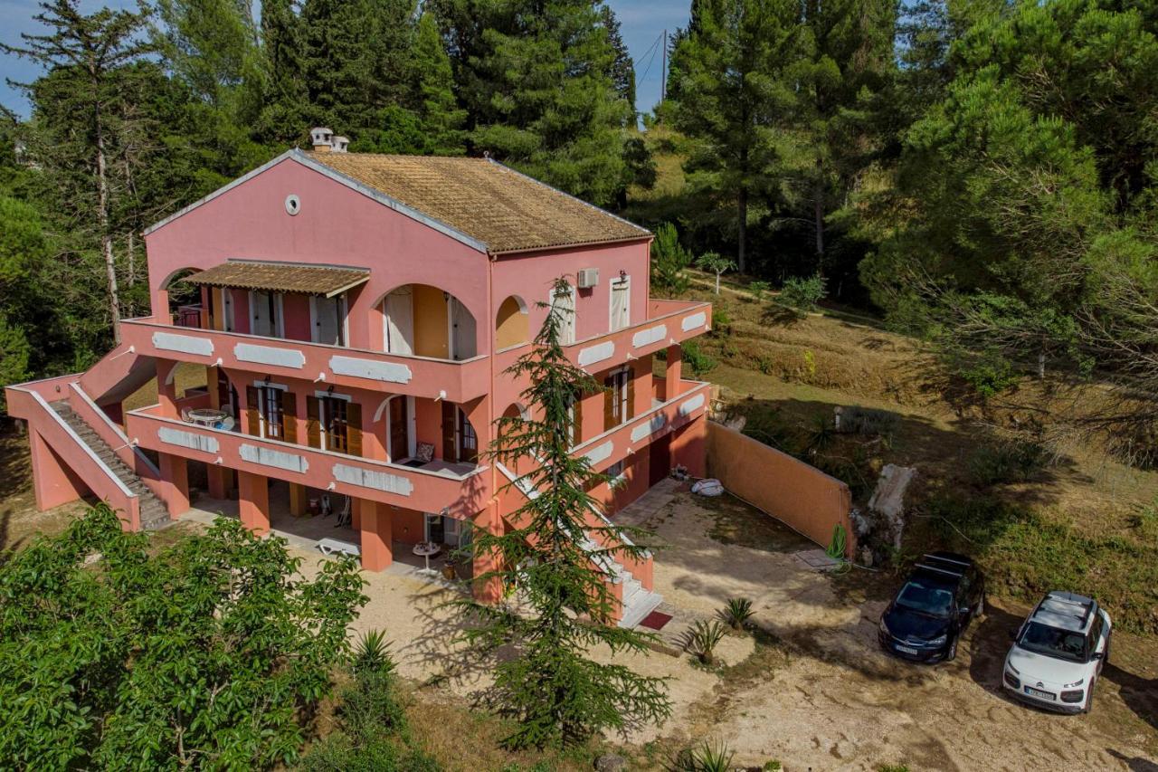 Neva's Holiday home
