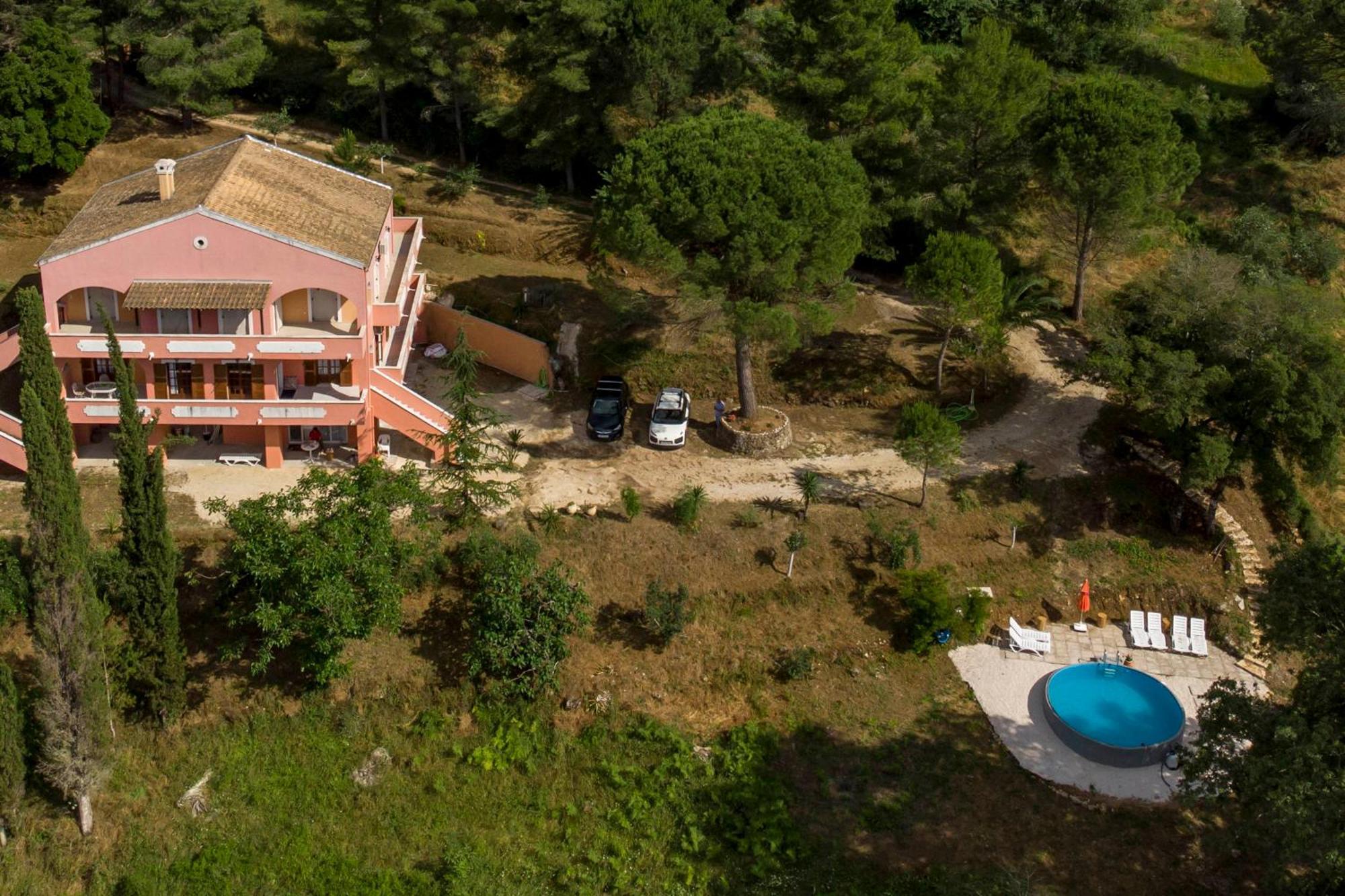 Neva's Holiday home